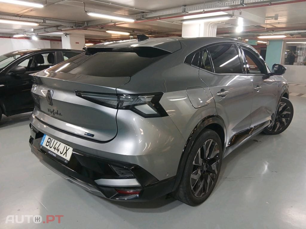 Renault Rafale 1.2 Hyper Hybrid E-Tech Esprit Alpine