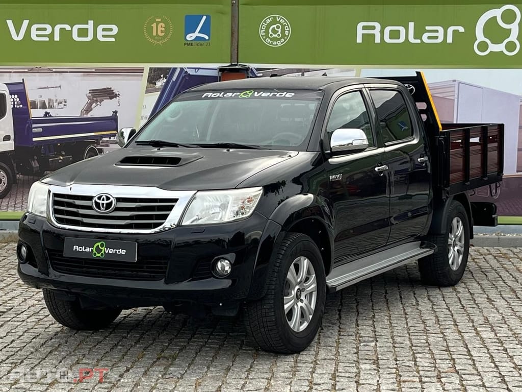Toyota Hilux 3.0 D-4D 4WD CD Tracker CA