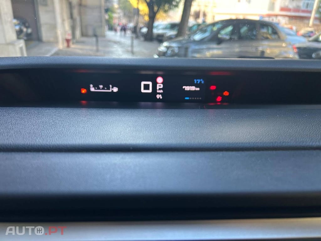 Citroen C3 Aircross 1.2 Hybrid Plus e-DSC6
