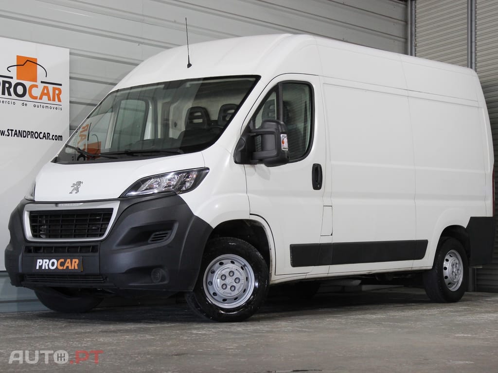 Peugeot Boxer 2.0 BlueHDi 330 L1H1 Premium