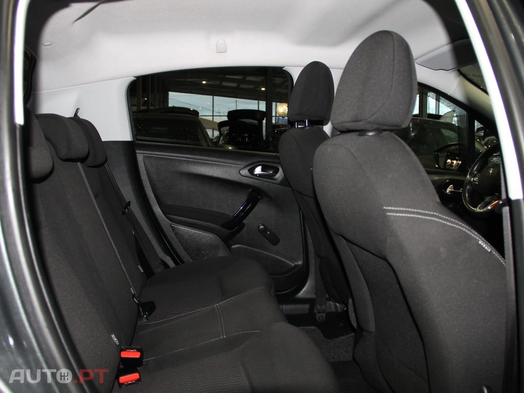 Peugeot 208 1.6 BlueHDi