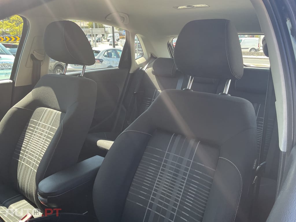Volkswagen Polo 1.4 TDi Lounge DSG