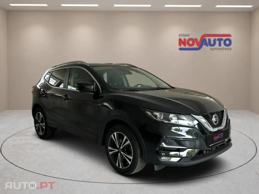 Nissan Qashqai 1.3 DIG-T N-Connecta J18