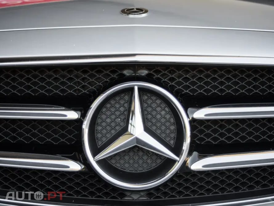 Mercedes-Benz E 300 de Avantgarde