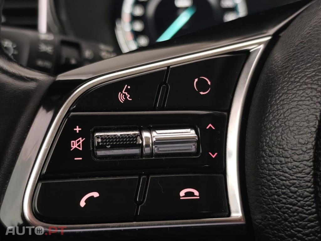 Kia Ceed SW 1.6 GDi PHEV Tech 6DCT