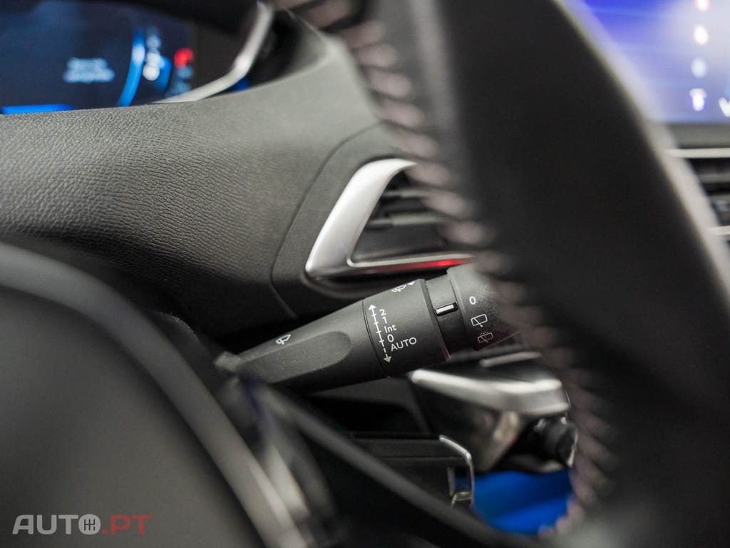 Peugeot 3008 1.5 BlueHDi Style