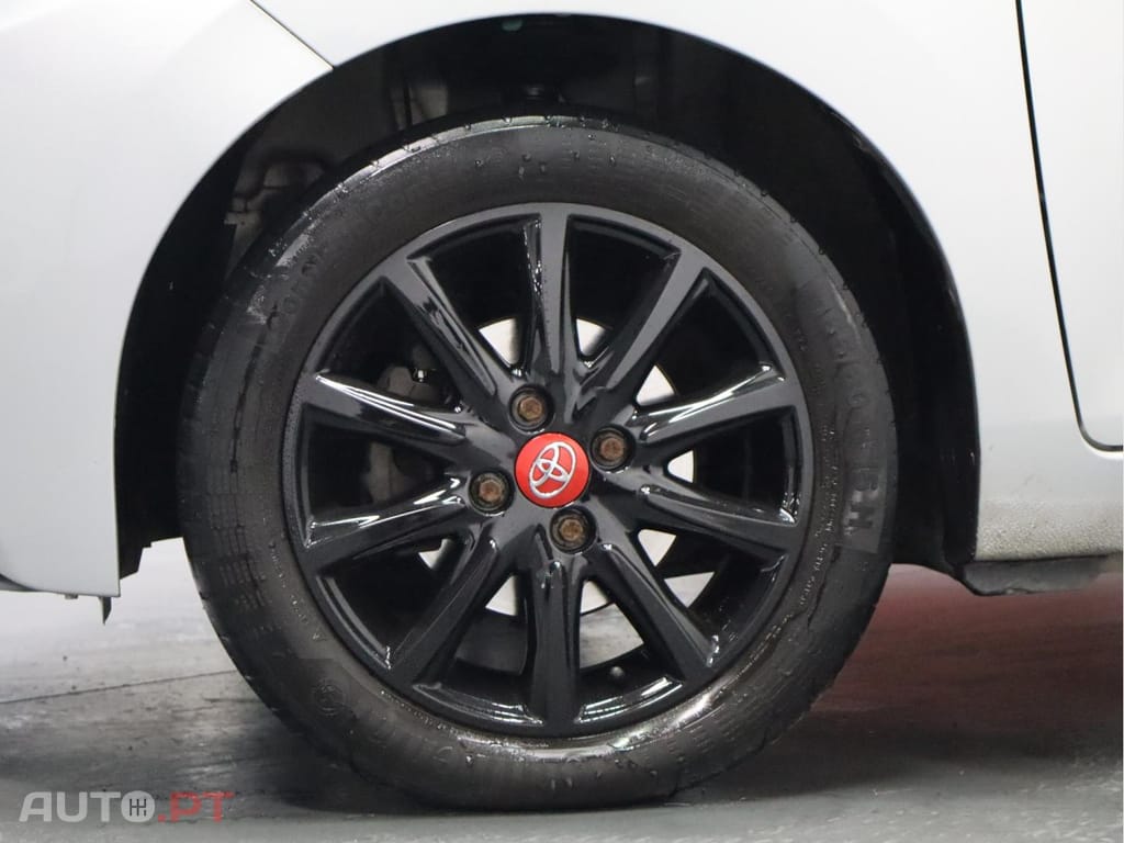 Toyota Aygo 1.0 VVT-i x-play x-touch