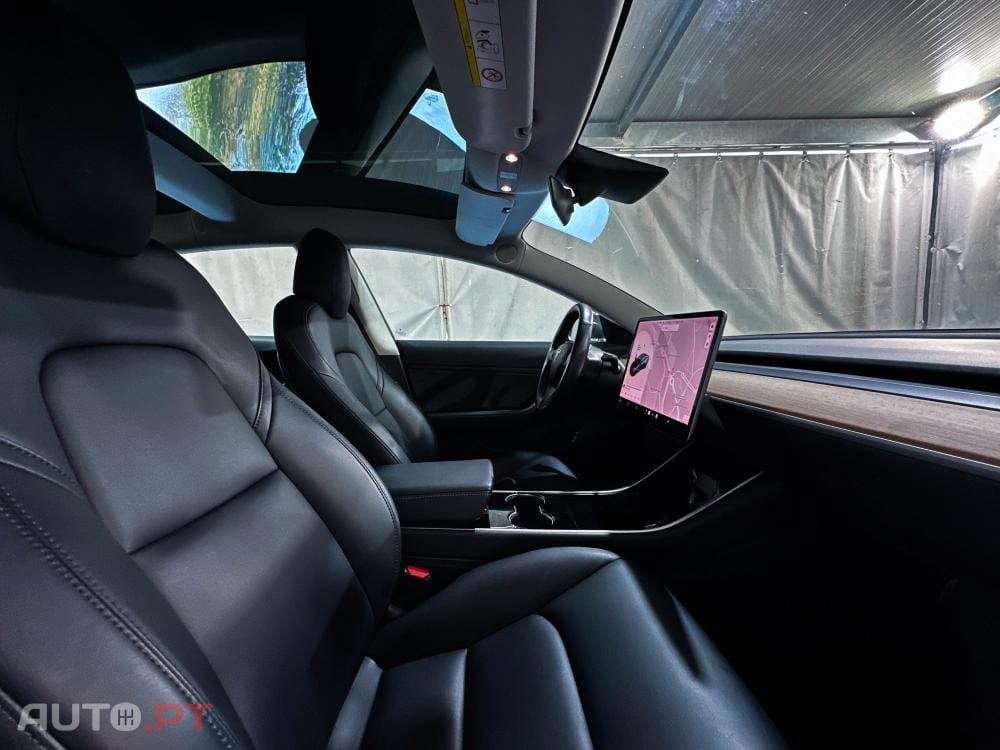 Tesla Model 3 Long-Range Dual Motor AWD