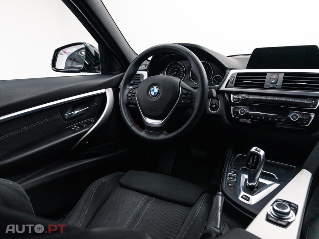 BMW 330 e iPerformance Line Sport