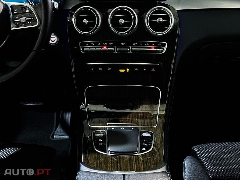 Mercedes-Benz GLC 300 e 4Matic 9G-TRONIC Edition AMG Line