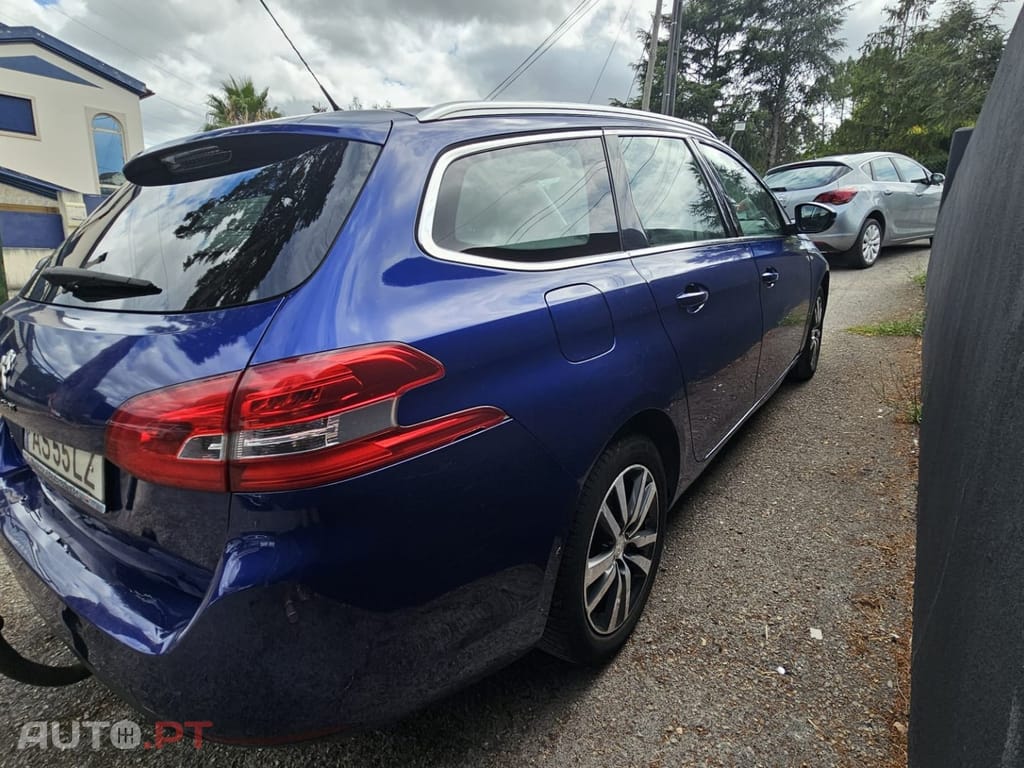 Peugeot 308 SW 1.5 BlueHDi Active Pack EAT8