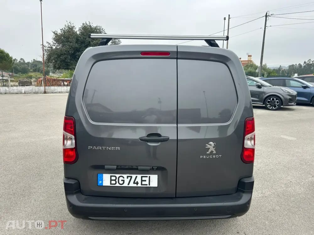 Peugeot Partner 1.5 BlueHDi Premium Standard Plus
