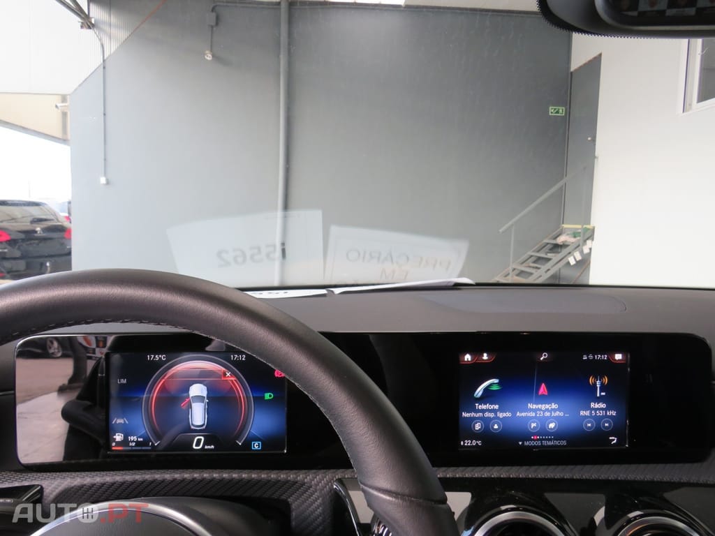 Mercedes-Benz CLA 180 d Shooting Brake Business Solutions