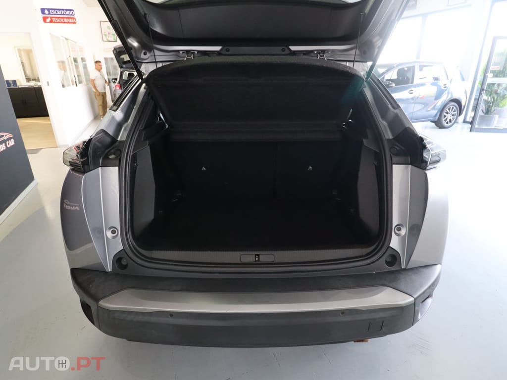 Peugeot 2008 1.2 PureTech Active