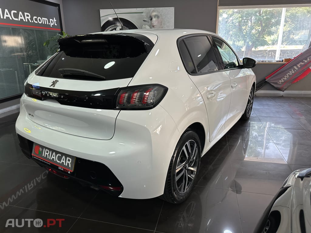 Peugeot 208 1.2 PureTech Allure Pack