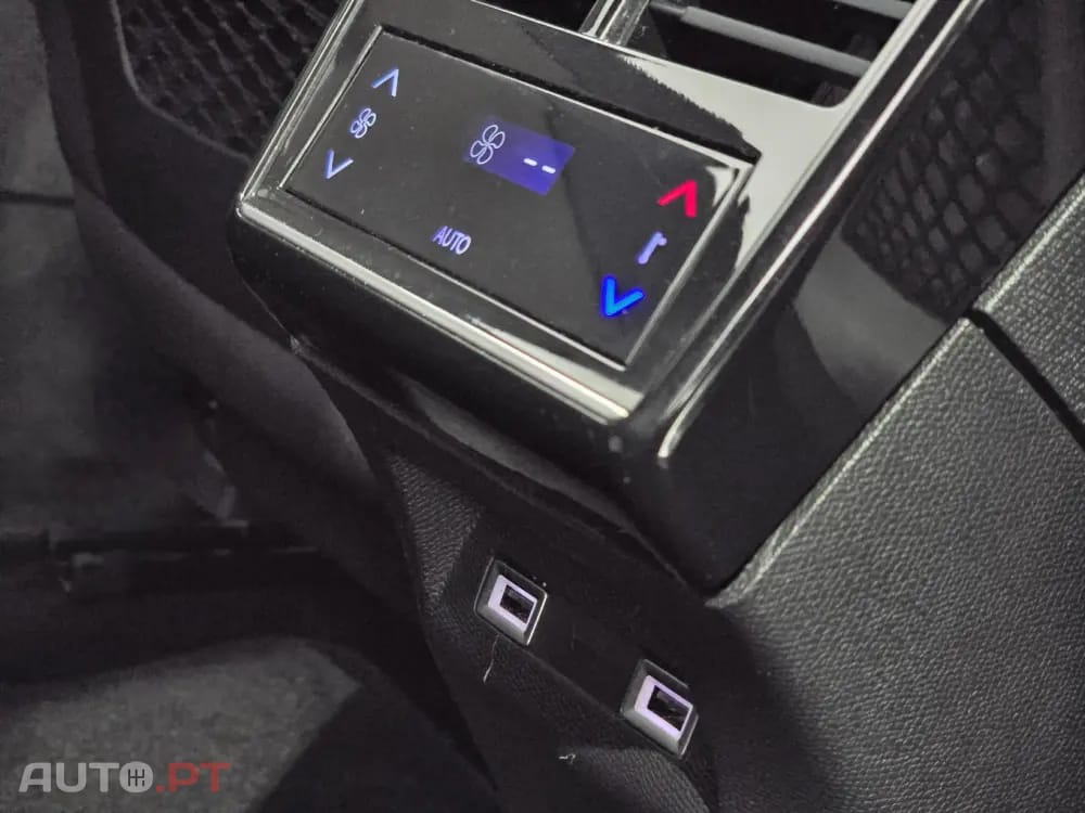 DS DS7 Crossback E-Tense Bastille+ EAT8