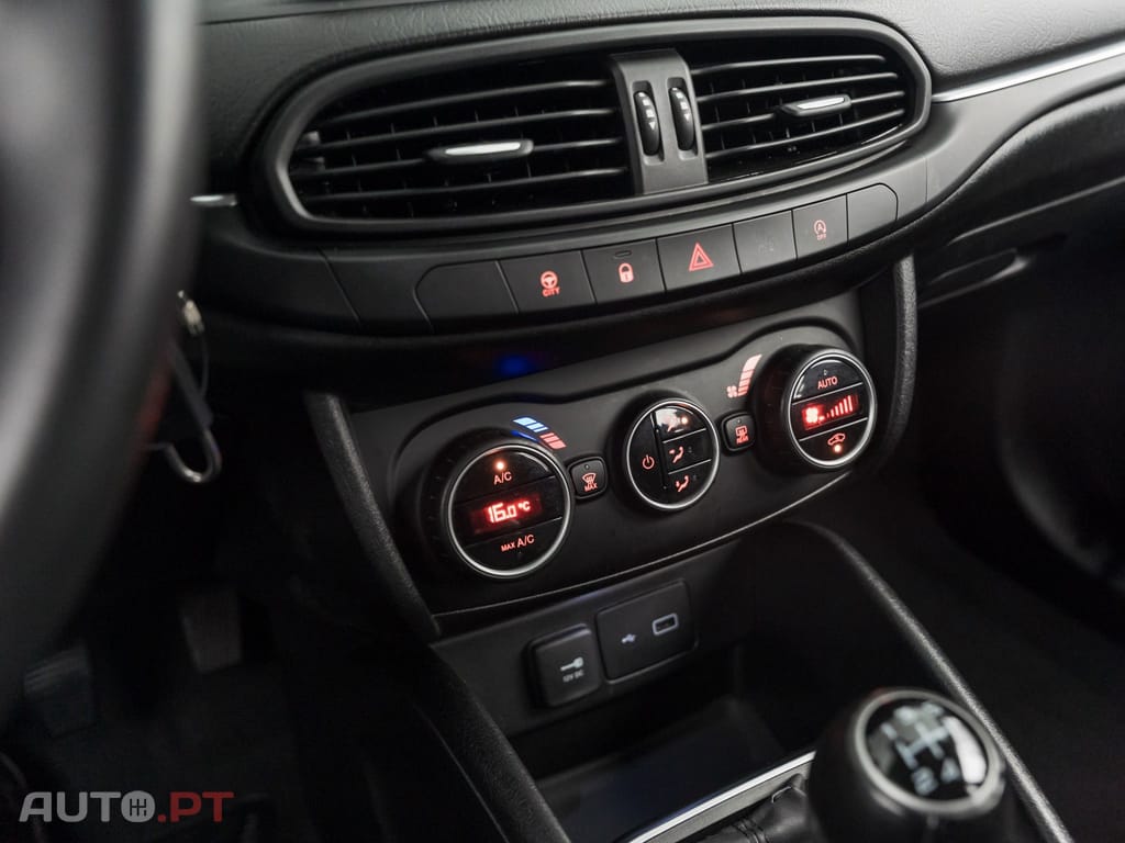 Fiat Tipo 1.3 M-Jet Lounge