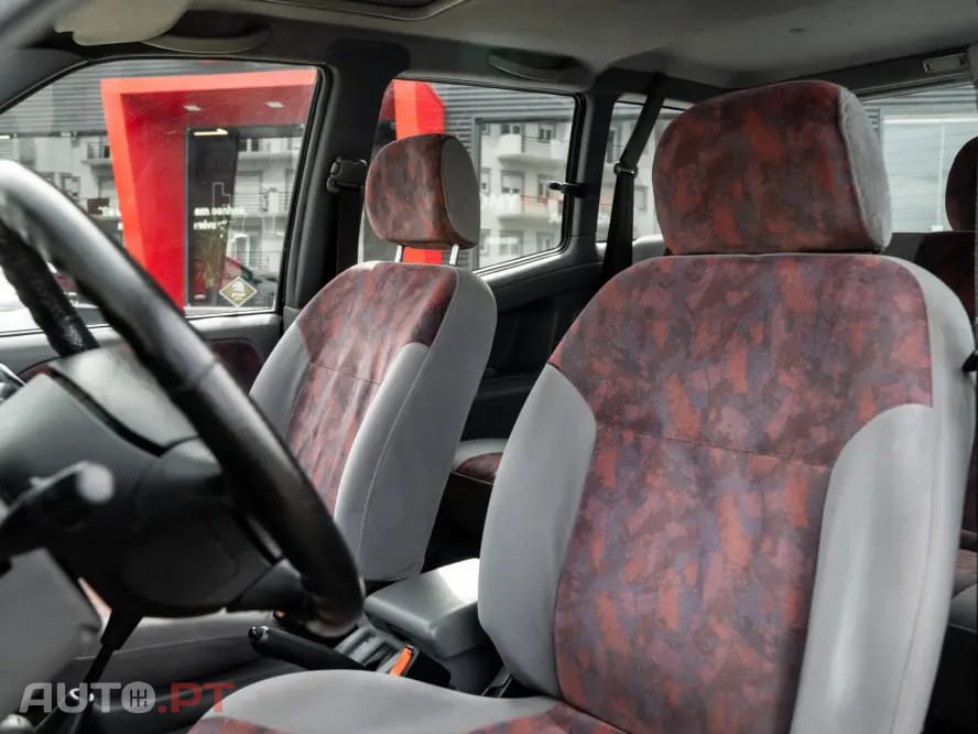Nissan Terrano II 2.7 TDi Comfort