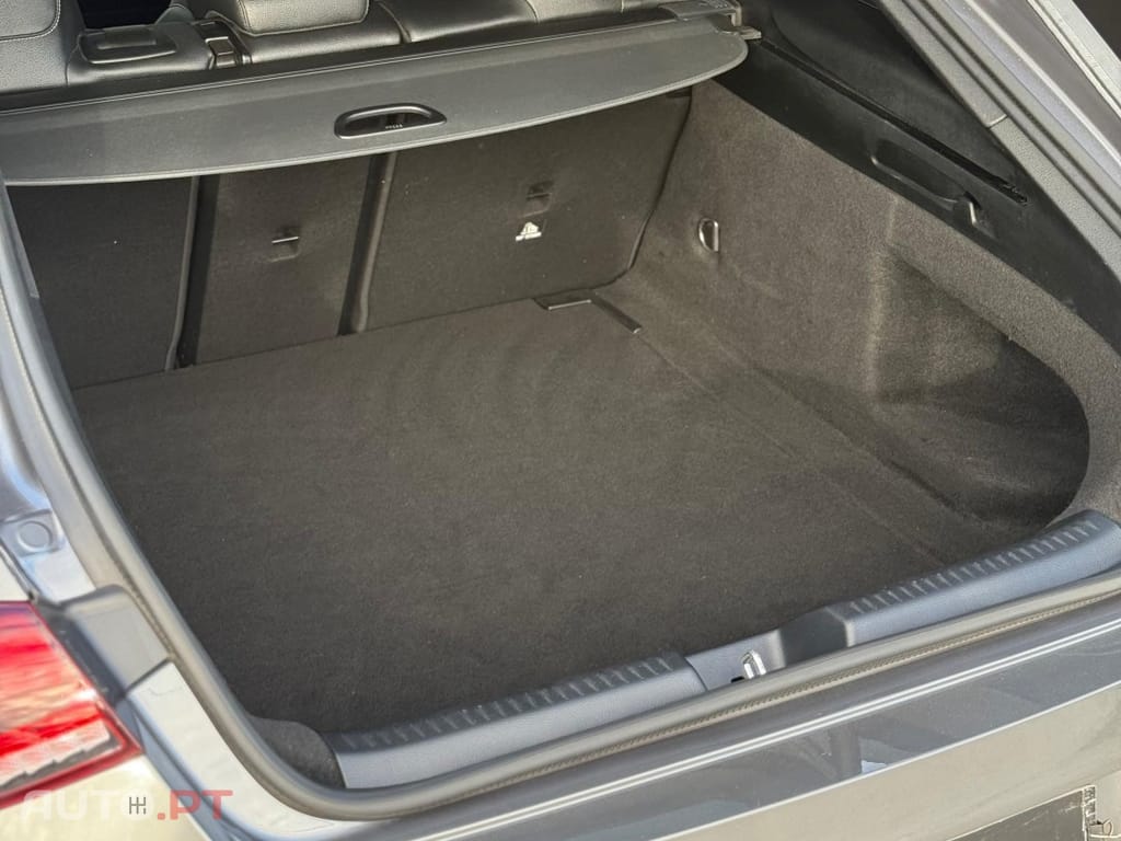 Mercedes-Benz CLA 220 d Shooting Brake AMG Line Aut.