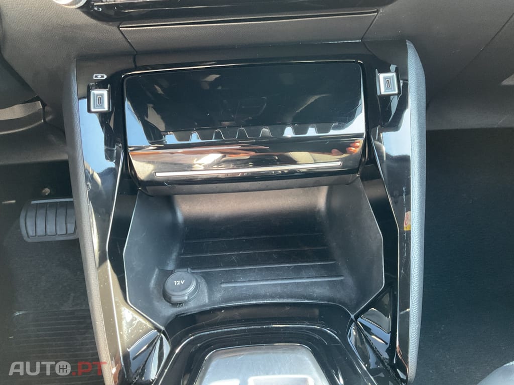 Peugeot 2008 1.2 PureTech Allure Pack