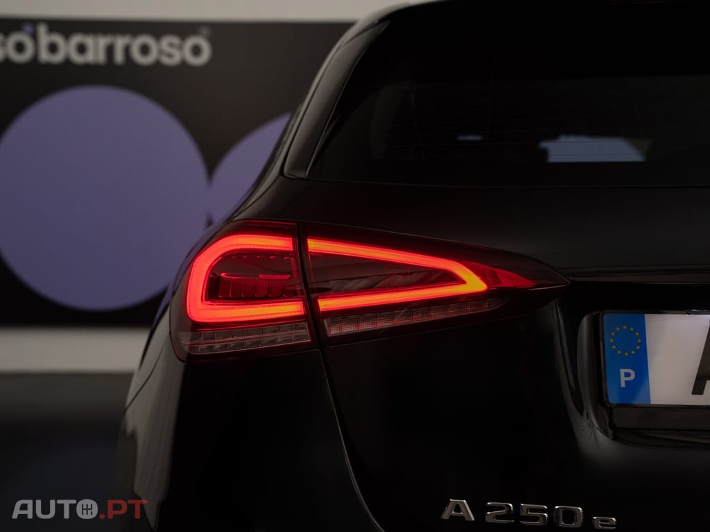 Mercedes-Benz A 250 e Style Plus
