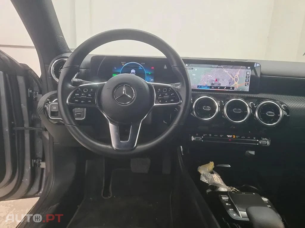 Mercedes-Benz CLA 250 e Shooting Brake Style Plus