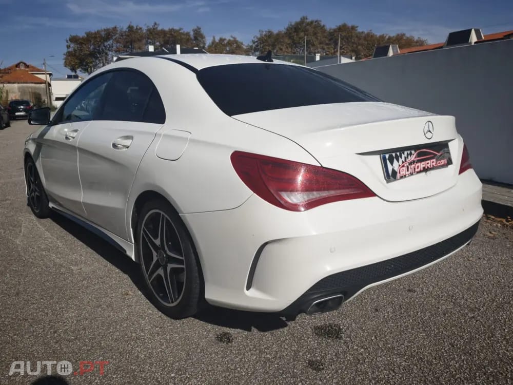 Mercedes-Benz CLA 200