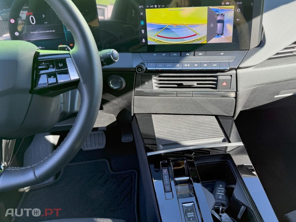 Opel Astra Sports Tourer 1.2T Hybrid I.V.A DEDUTÍVEL 