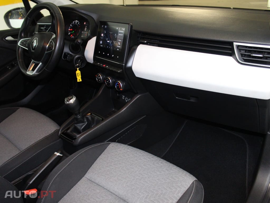 Renault Clio 1.0 TCe Limited Bi-Fuel