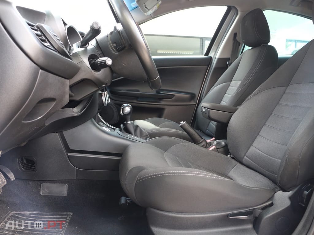Alfa Romeo Giulietta 1.6 JTDm Super J18 TCT
