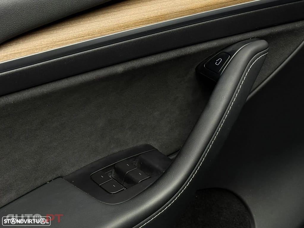 Tesla Model Y Performance Tração Integral