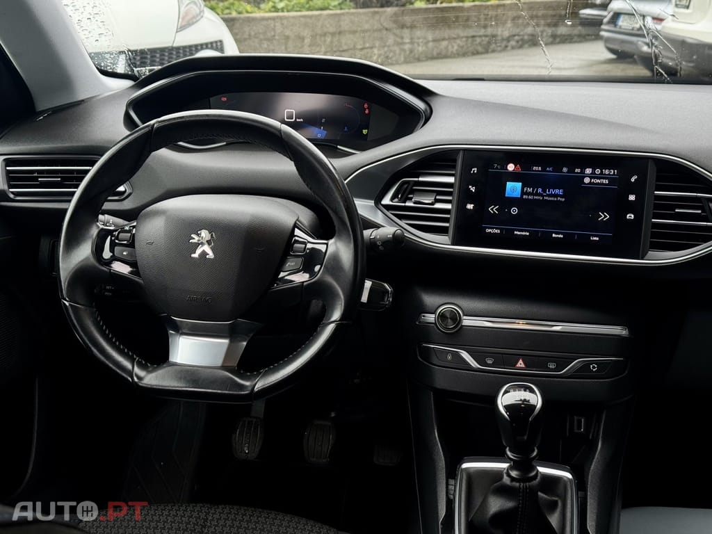 Peugeot 308 1.5 BlueHDi Style