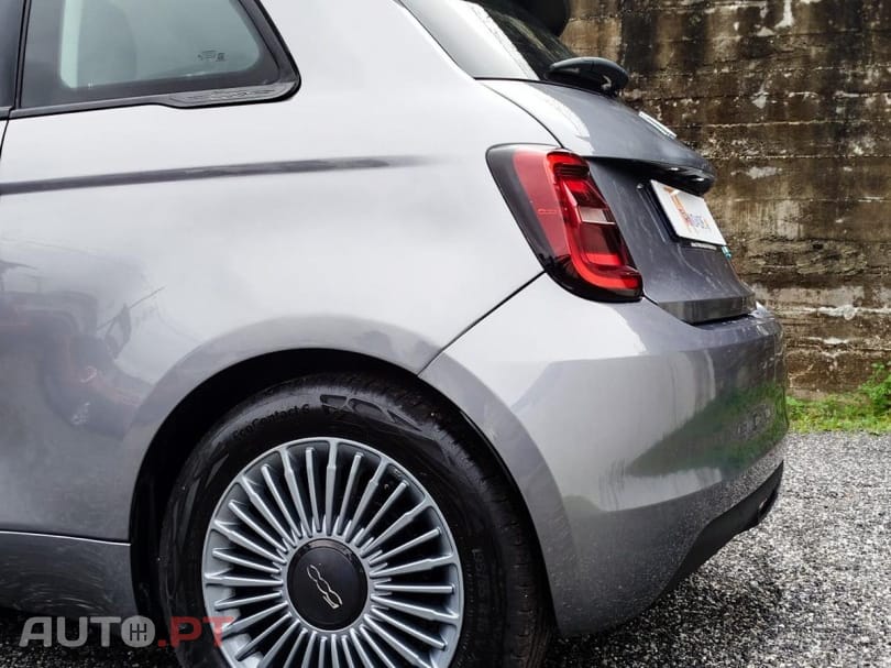 Fiat 500e 42 kWh Icon