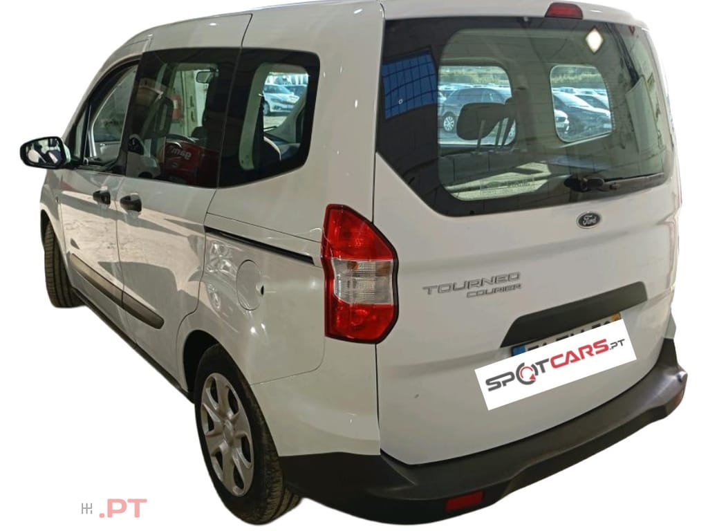 Ford Tourneo 1.5 TDCi Ambiente