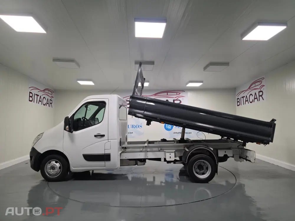 Renault Master 2.3 DCI 130CV BASCULANTE