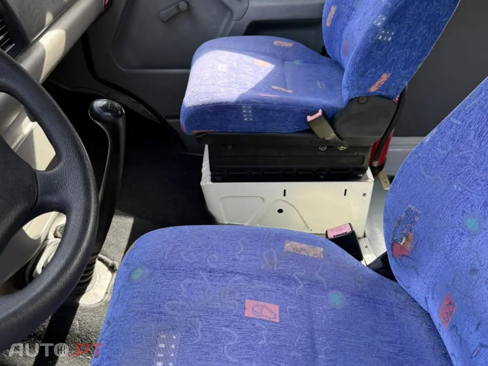 Volkswagen Crafter mini bus