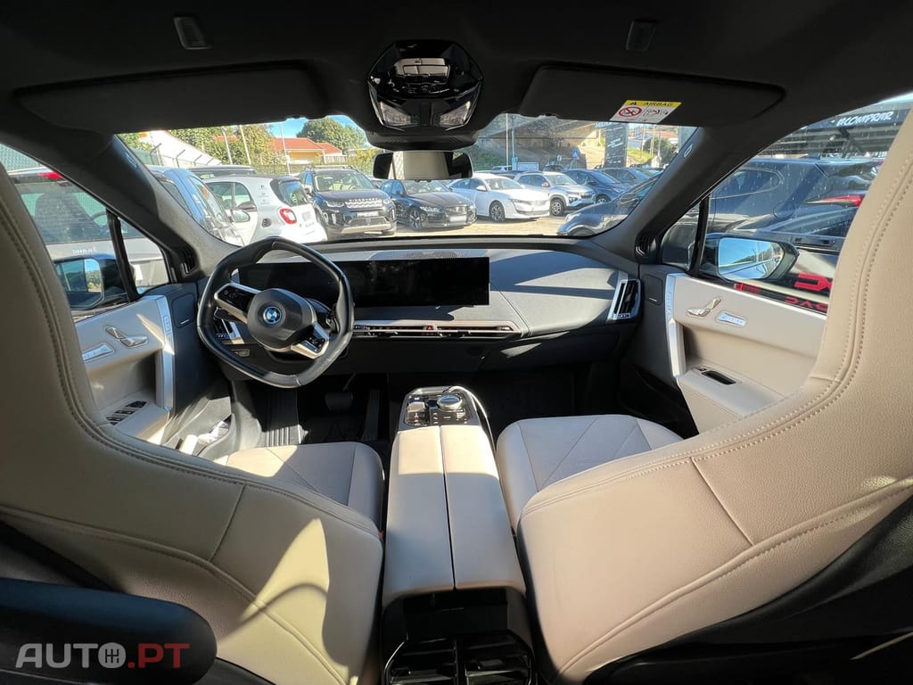 BMW iX xDrive50