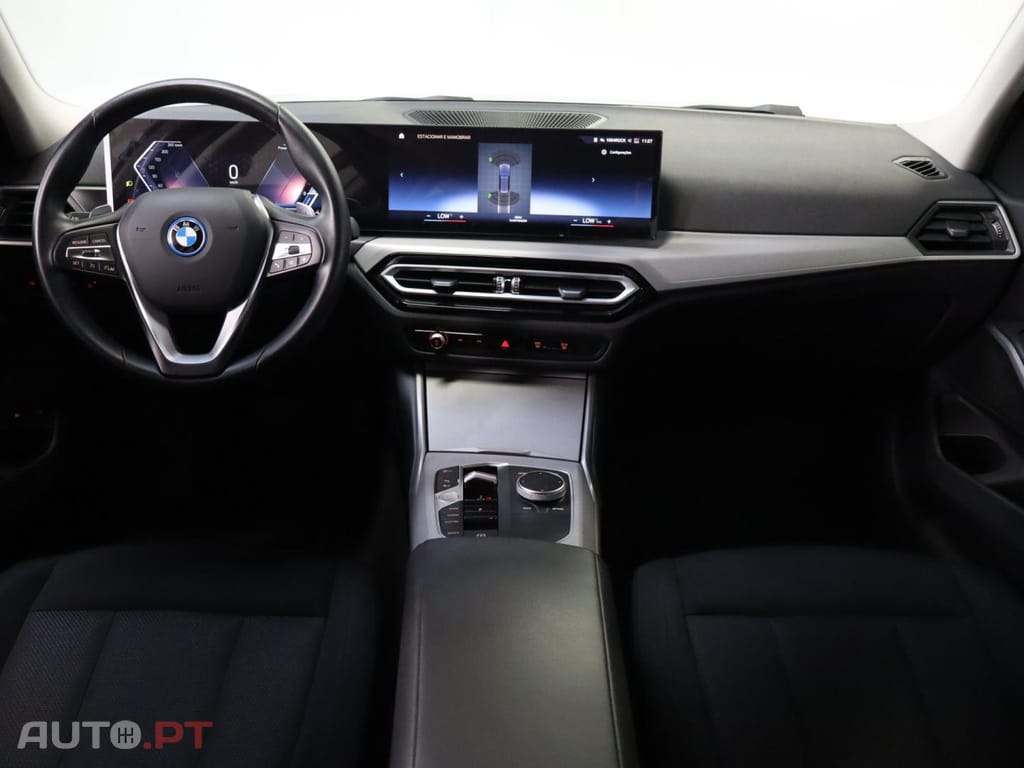 BMW 330 e Auto Corporate Edition