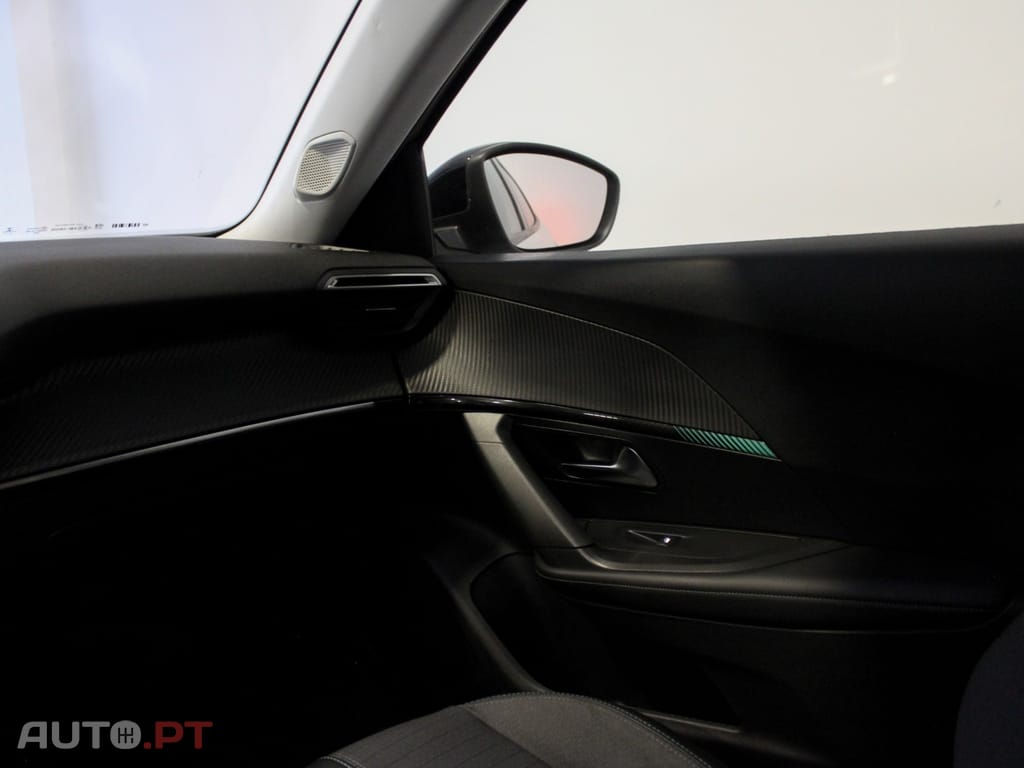 Peugeot 2008 1.5 BlueHDi Active Pack EAT8