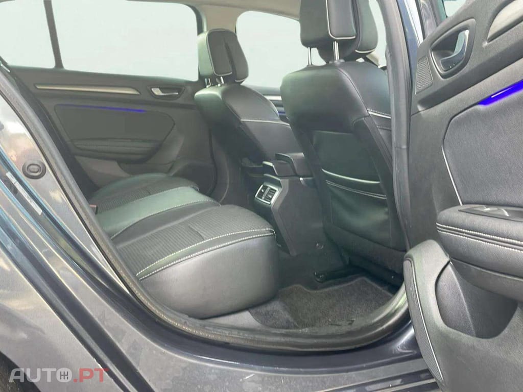 Renault Mégane Sport Tourer 1.5 Blue dCi Bose Edition EDC