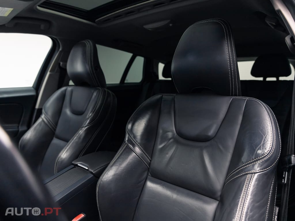 Volvo V60 2.4 D6 Momentum AWD Phev