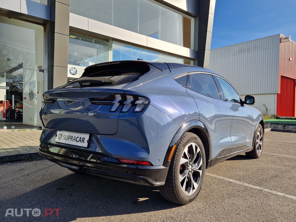 Ford Mustang Mach-E Moche Premium