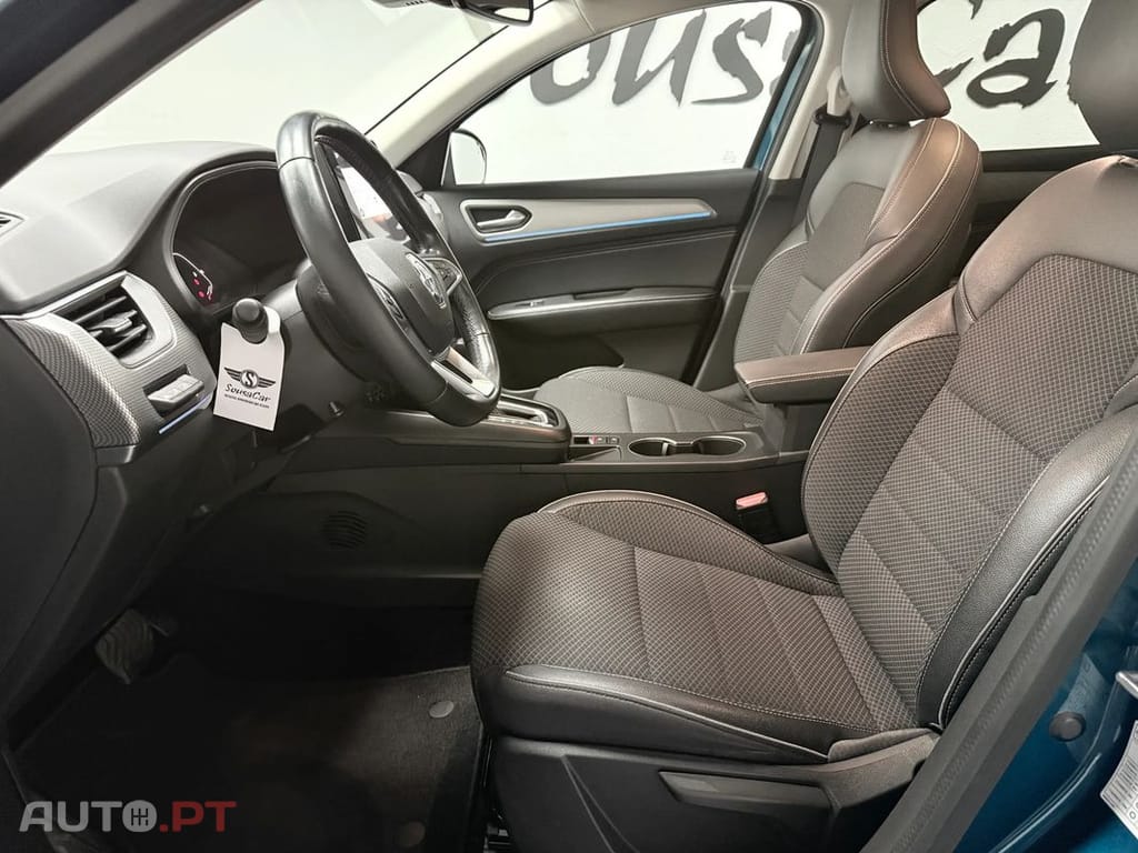 Renault Arkana 1.6 E-Tech Intens