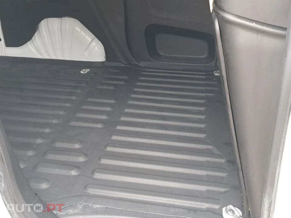 Peugeot Partner 1.5 BlueHDi Premium Standard