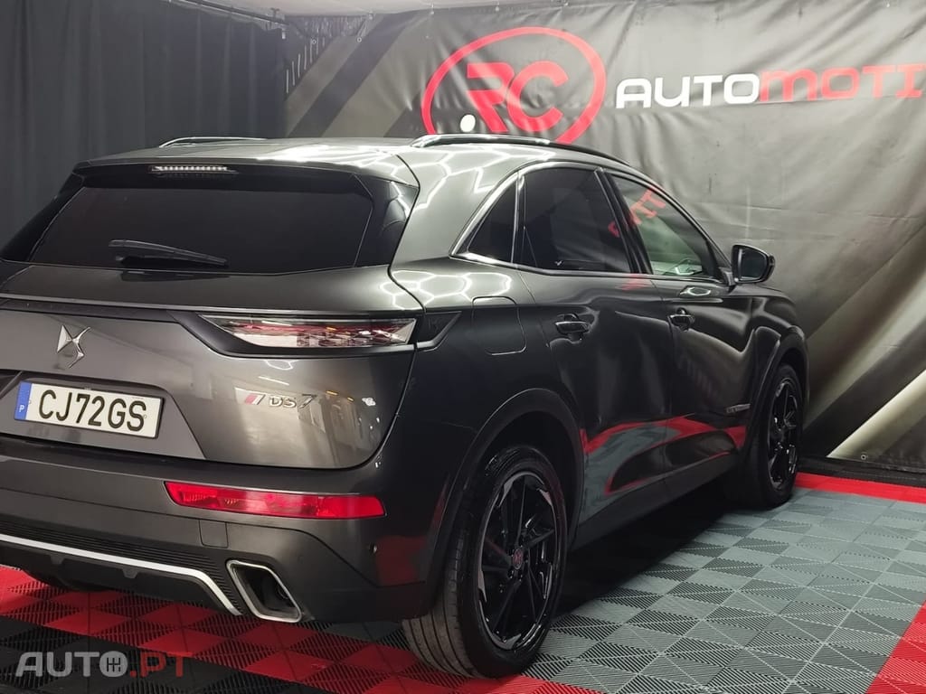 DS DS7 Crossback E-Tense Performance Line EAT8