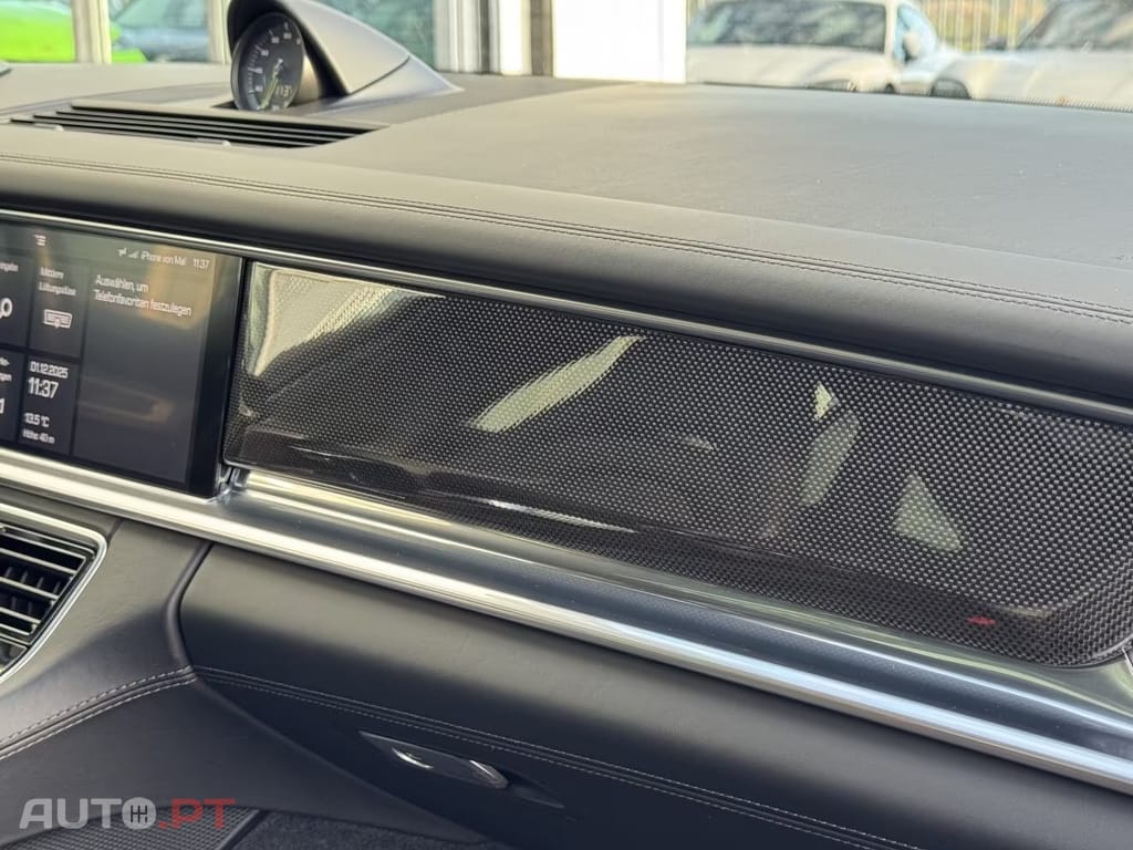 Porsche Panamera 4 E-Hybrid