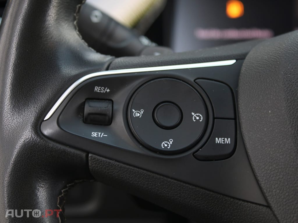 Opel Grandland (X) 1.2 T GS Line AT