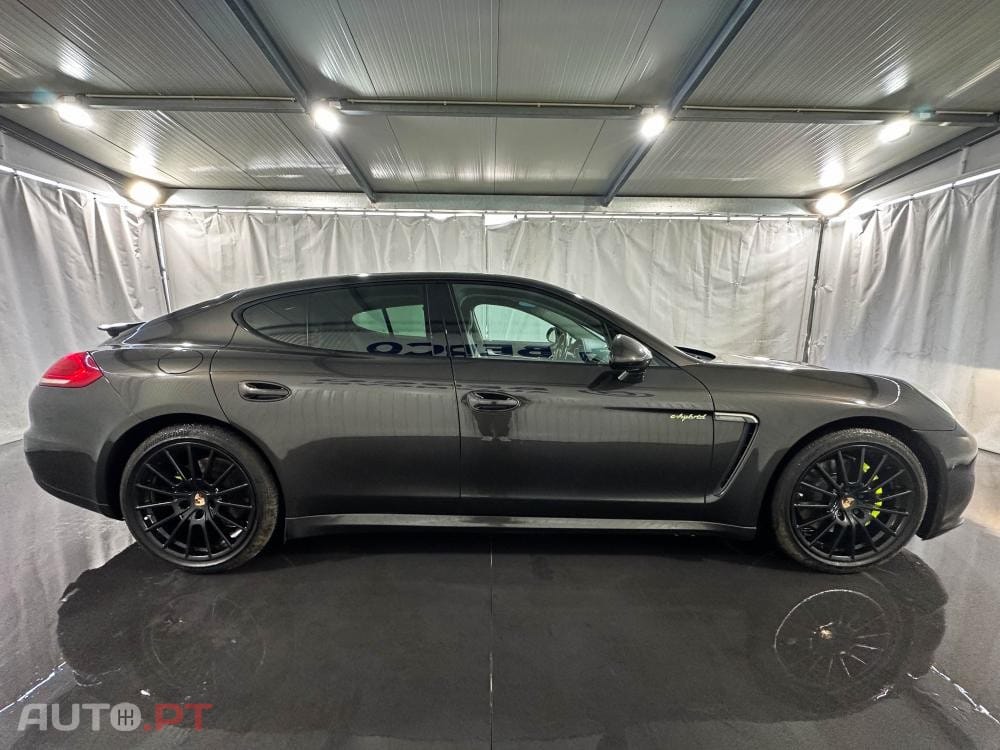 Porsche Panamera S E-Hybrid