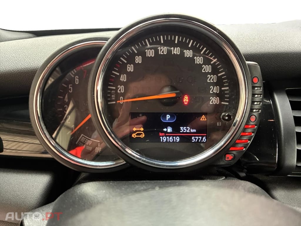 MINI Cabrio Cooper S Finition Red Hot Chili