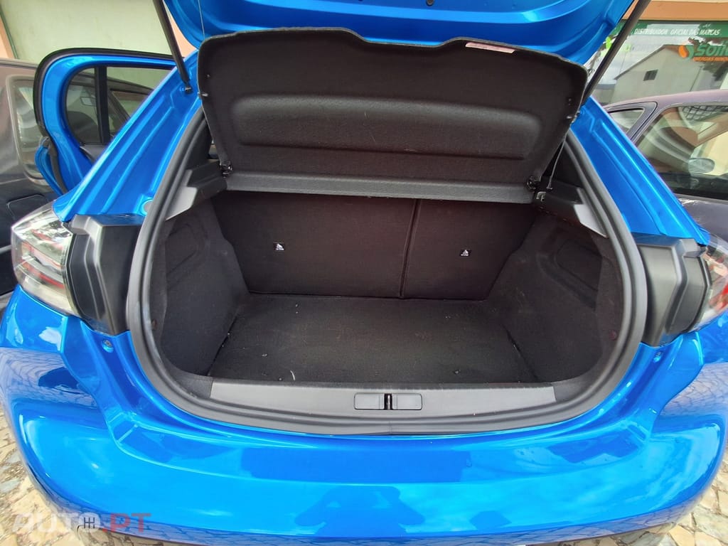 Peugeot 208 Allure